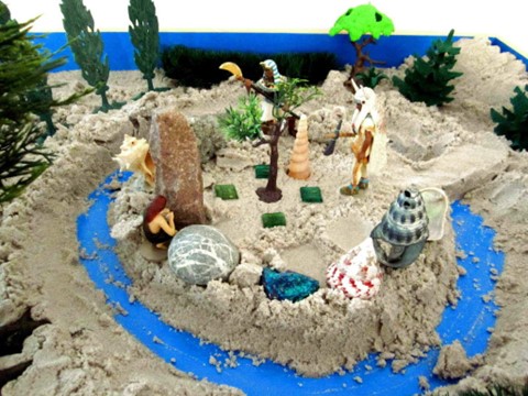 A World in a Tray – Beginning Sandtray Therapy